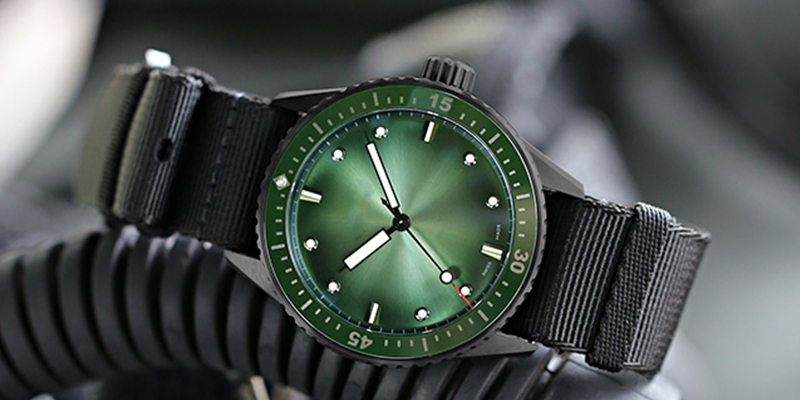 西安Rolex手表机芯清洗